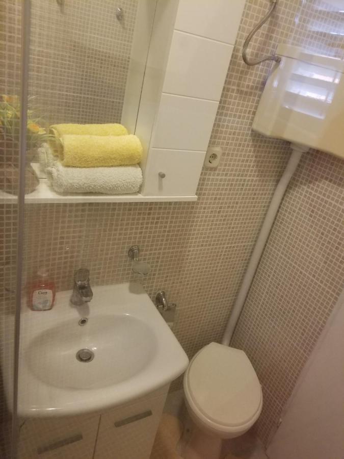 Apartman Bogdan Jelsa  Exterior foto